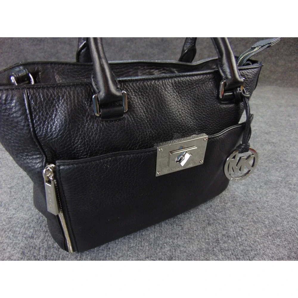 Michael Kors Savannah Satchel Black Pebbled Leather Silver Hardware‎ 38F5YSLT2L
